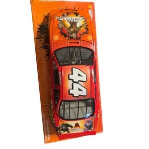Tony Stewart #44 Small Soldiers 1998 Pontiac Grand Prix 1:24 Action Diecast